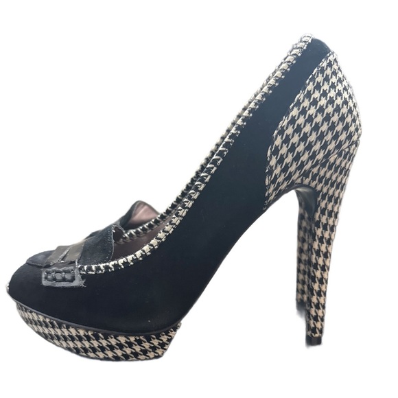 Bakers houndstooth blkwt peep toe heels
New box included - Picture 4 of 5